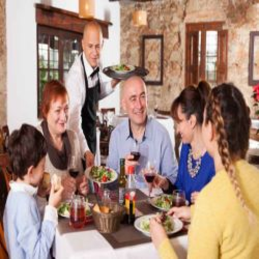 Family Style Restaurants 0